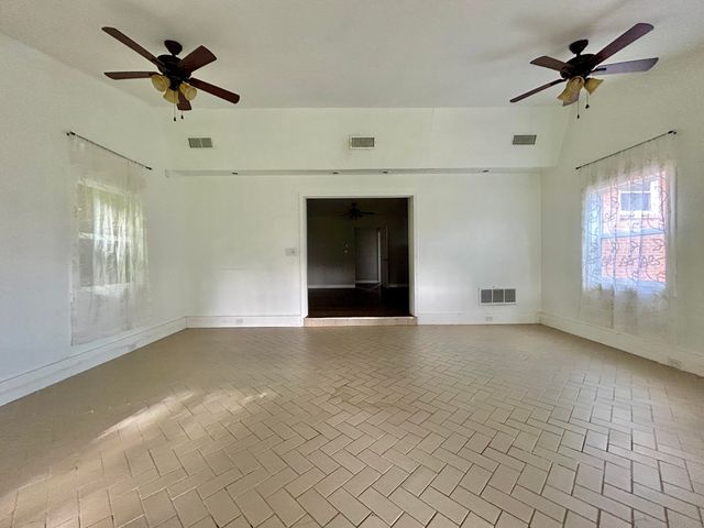 500 Meadowlark Drive, Somerset, KY 42503