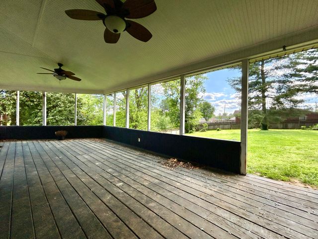 500 Meadowlark Drive, Somerset, KY 42503