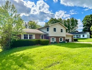500 Meadowlark Drive, Somerset, KY 42503