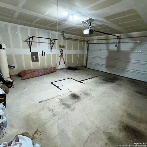 11910 Pewee, San Antonio, TX 78221