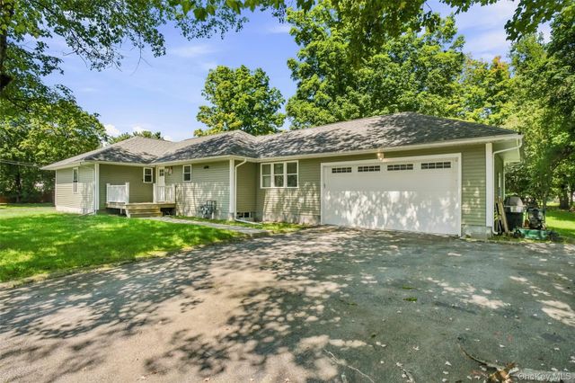 561 Old Hopewell Road, Hopewell Junction, NY 12533