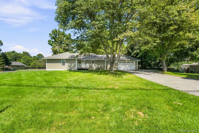 561 Old Hopewell Road, Hopewell Junction, NY 12533