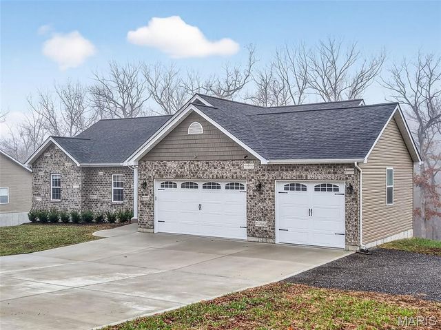 300 Shumard Oak Drive, Troy, MO 63379