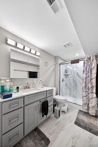 300 Shumard Oak Drive, Troy, MO 63379