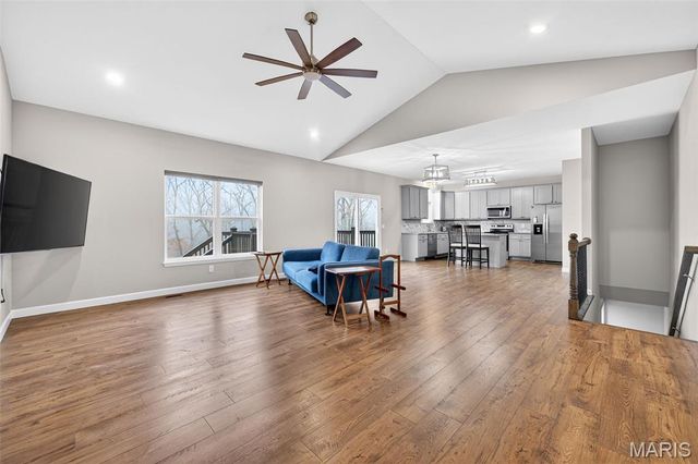 300 Shumard Oak Drive, Troy, MO 63379