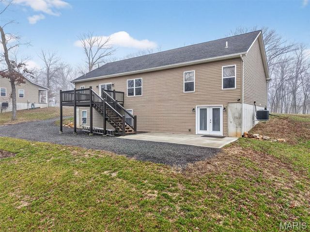 300 Shumard Oak Drive, Troy, MO 63379