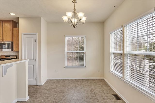 5270 Lantern Hill Ext, Whitehall, PA 15236