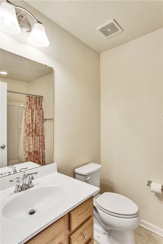 5270 Lantern Hill Ext, Whitehall, PA 15236