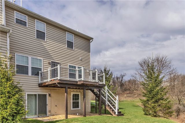 5270 Lantern Hill Ext, Whitehall, PA 15236