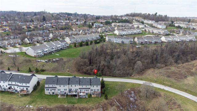 5270 Lantern Hill Ext, Whitehall, PA 15236