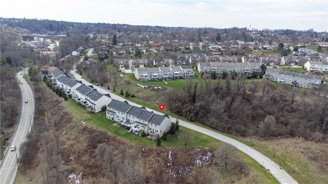 5270 Lantern Hill Ext, Whitehall, PA 15236