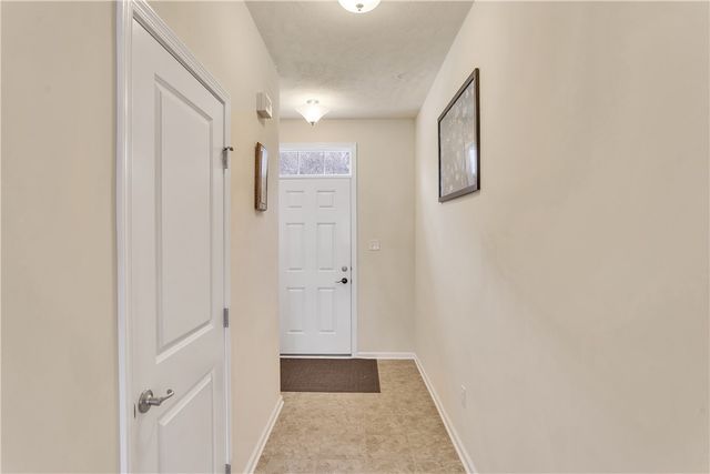 5270 Lantern Hill Ext, Whitehall, PA 15236