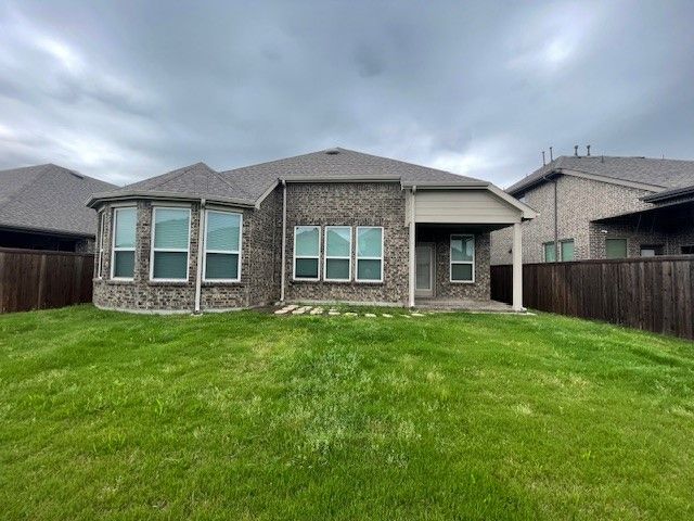 3207 Treyburn Drive, Mansfield, TX 76084