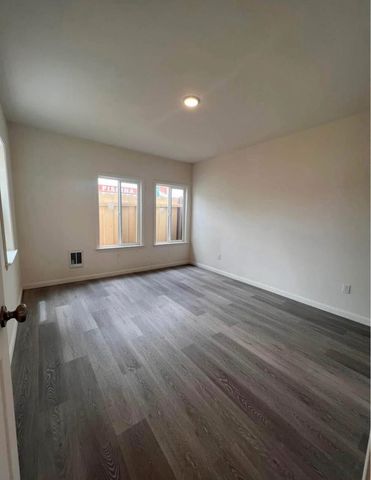 1720 1720 46Th Ave, Oakland, CA 94601