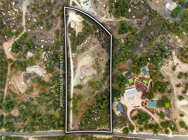 18378 Avenida Bosque, Murrieta, CA 92562