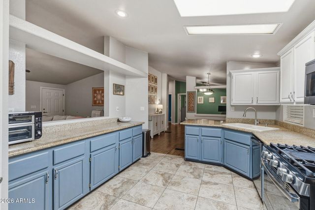 2907 E SEQUOIA Drive, Phoenix, AZ 85050