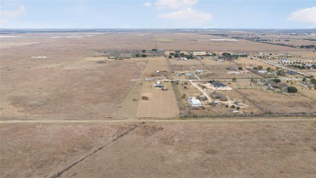 8307 W Green Leaf Street, Brookshire, TX 77423
