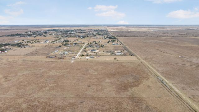 8307 W Green Leaf Street, Brookshire, TX 77423