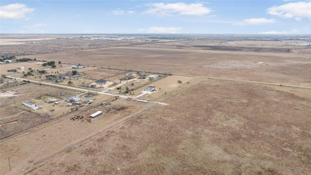 8307 W Green Leaf Street, Brookshire, TX 77423