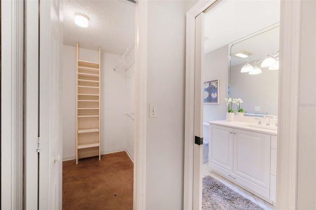 8120 NW 48TH LANE, Ocala, FL 34482