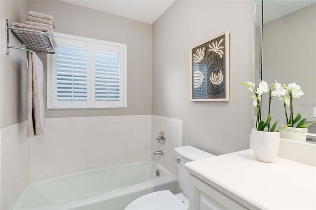 8120 NW 48TH LANE, Ocala, FL 34482