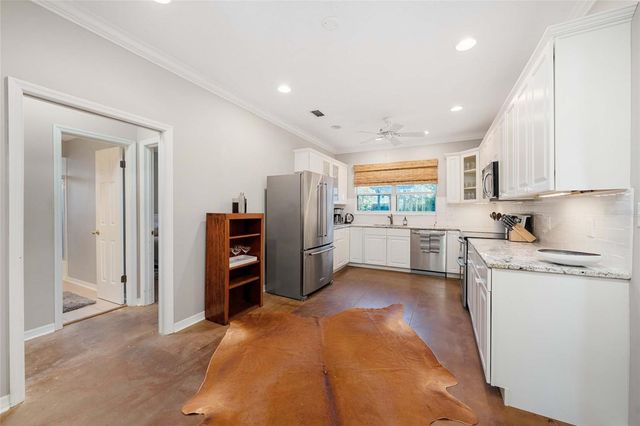 8120 NW 48TH LANE, Ocala, FL 34482