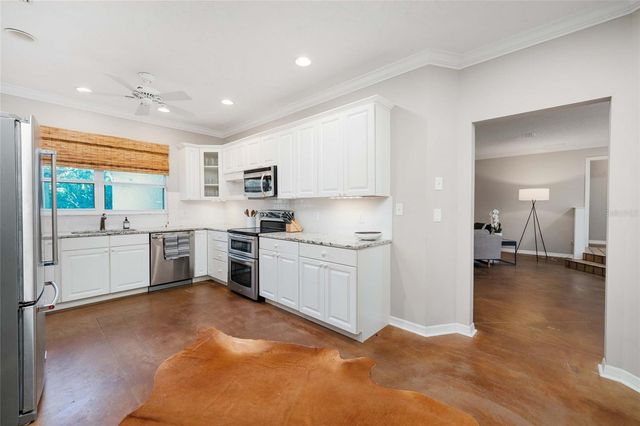 8120 NW 48TH LANE, Ocala, FL 34482