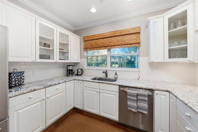 8120 NW 48TH LANE, Ocala, FL 34482