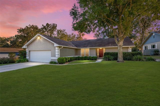 8120 NW 48TH LANE, Ocala, FL 34482