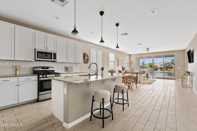 40699 W LITTLE Drive, Maricopa, AZ 85138