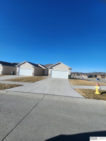 1078 N 170 Avenue, Omaha, NE 68118