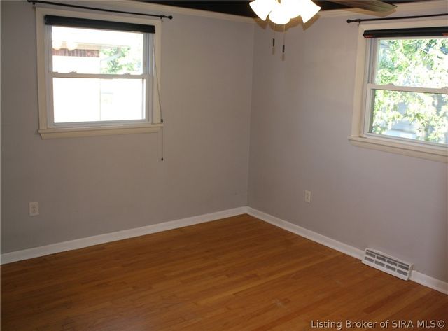 1808 Hunters Trace, Jeffersonville, IN 47130