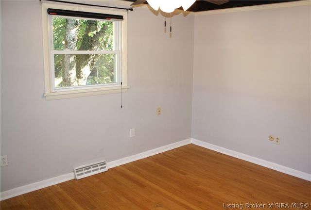 1808 Hunters Trace, Jeffersonville, IN 47130