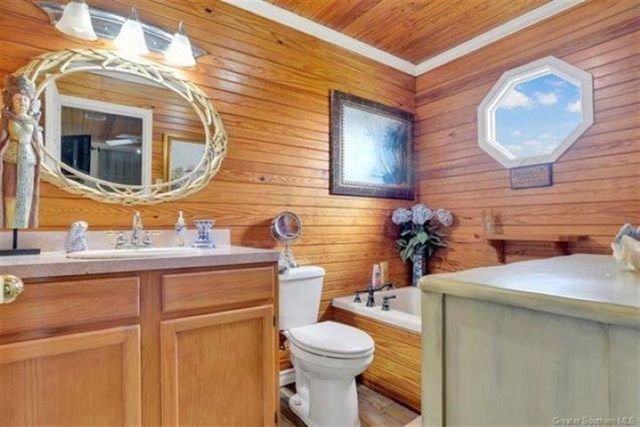 515 Lake Breeze Road, Hackberry, LA 70645