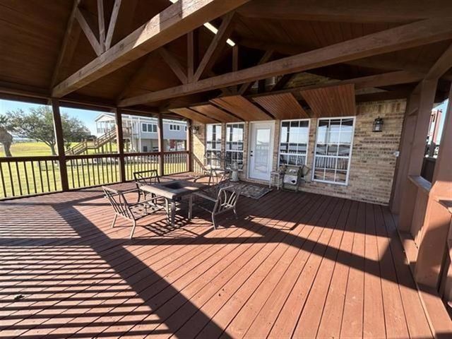 515 Lake Breeze Road, Hackberry, LA 70645