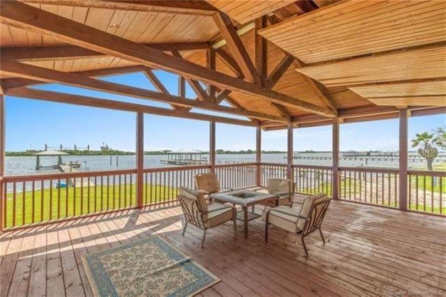 515 Lake Breeze Road, Hackberry, LA 70645