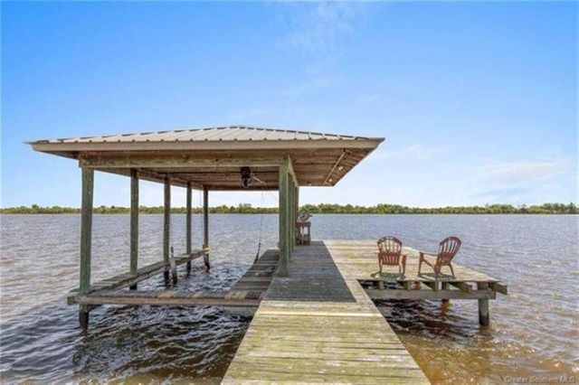 515 Lake Breeze Road, Hackberry, LA 70645