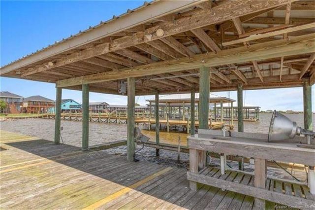 515 Lake Breeze Road, Hackberry, LA 70645
