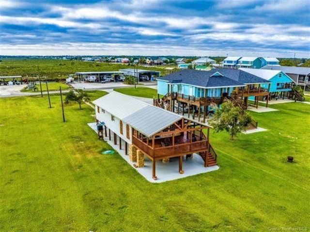 515 Lake Breeze Road, Hackberry, LA 70645