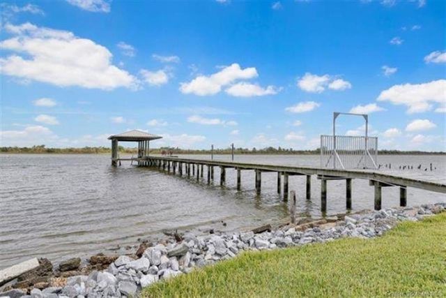 515 Lake Breeze Road, Hackberry, LA 70645