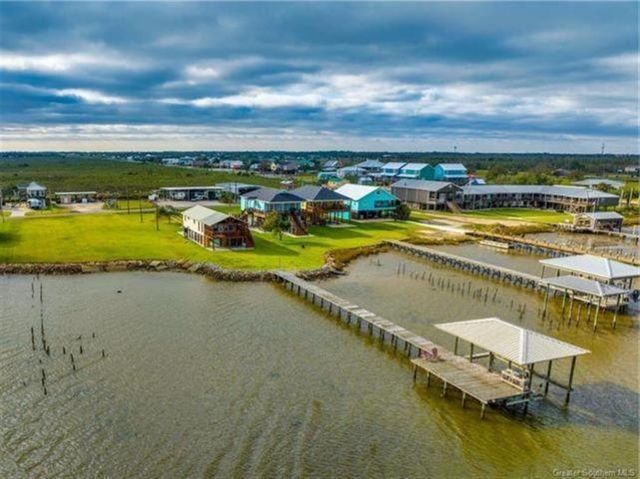 515 Lake Breeze Road, Hackberry, LA 70645