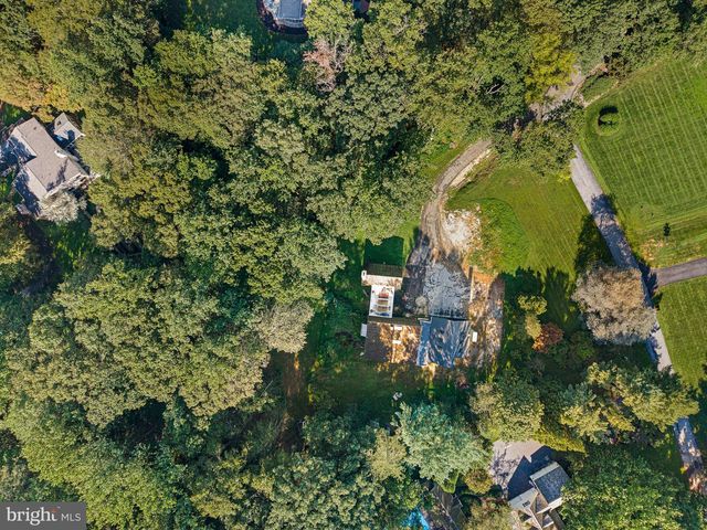 4002 VALLEY GREEN RD, Wilmington, DE 19807