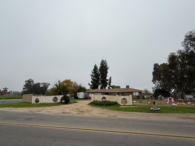 26023 Adell Street, Madera, CA 93638