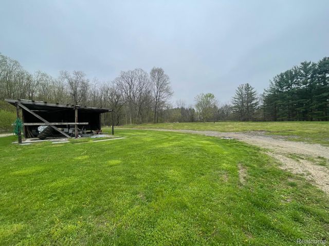 8261 Fenton Road, Grand Blanc Charter Township, MI 48439