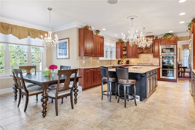 3070 Diamond Hill Road, Cumberland, RI 02864