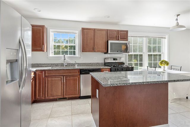 3070 Diamond Hill Road, Cumberland, RI 02864