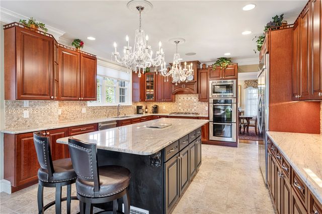 3070 Diamond Hill Road, Cumberland, RI 02864