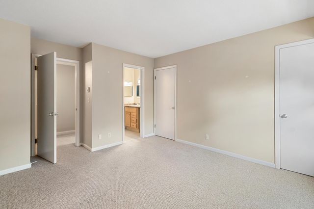 180 Ledgewood Cir Apt 103, Burlington, VT 05401