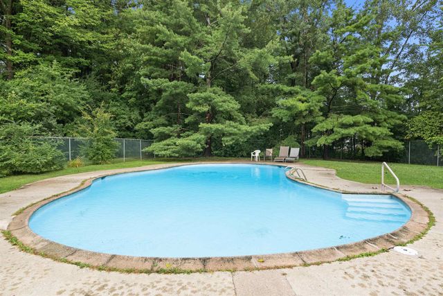 180 Ledgewood Cir Apt 103, Burlington, VT 05401