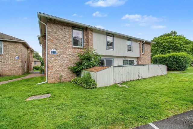 180 Ledgewood Cir Apt 103, Burlington, VT 05401